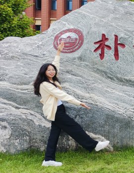 李根